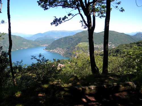 Lago di Lugano da Monte Casolo